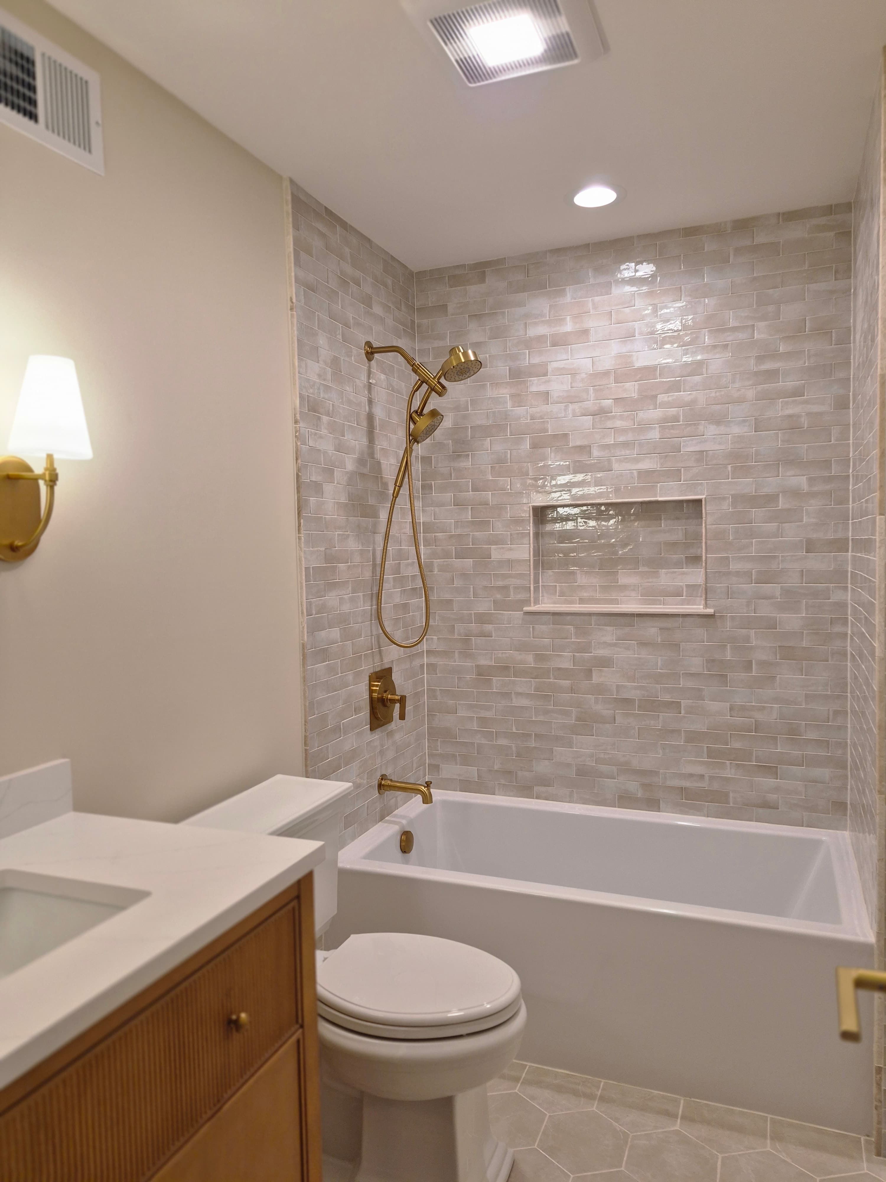 Tub and tile, bright and clean